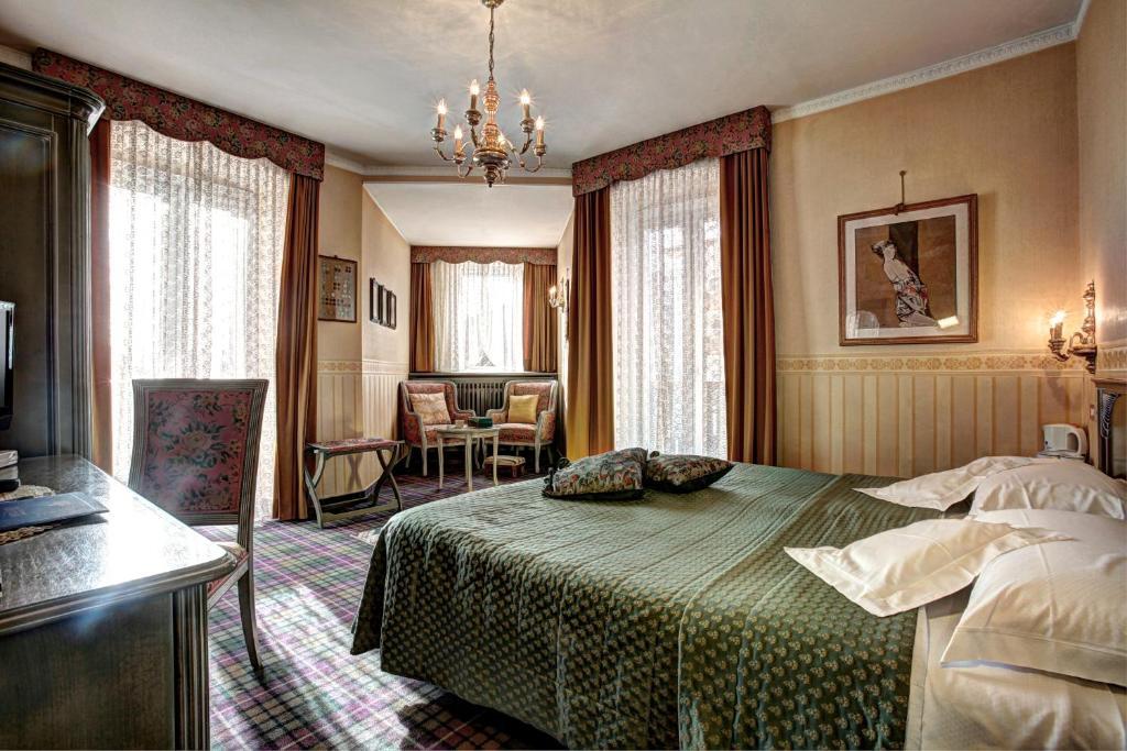 Hotel Regina ซานมาร์ตีโนดีกัสตรอสซา ห้อง รูปภาพ